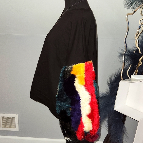 Oversized Medium Sweatshirt - Picture 5 of 8